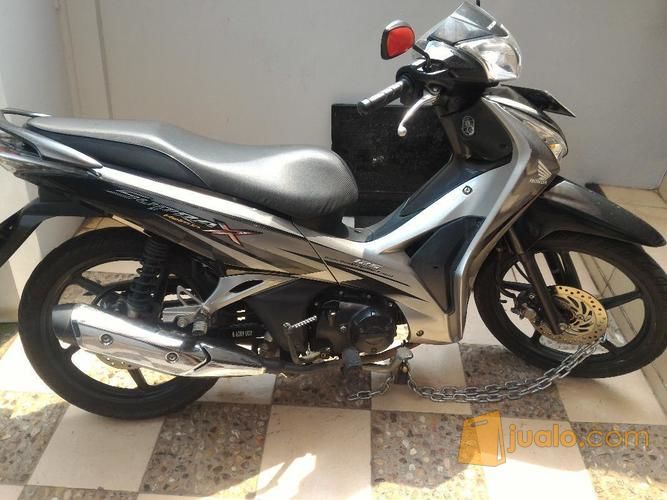 SUPRA X 125 HELM IN KARBURATOR