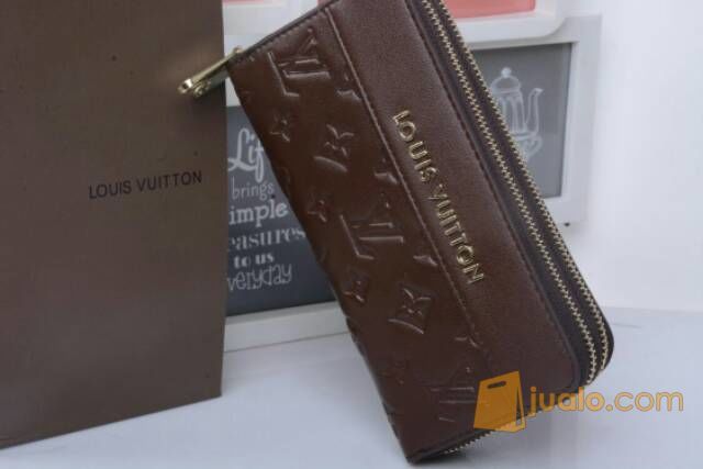 dompet lv 2 078
