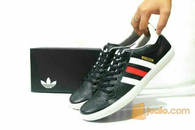 BIG SALE!! Sepatu Casual Pria Adidas Wimbeldom terbaru. 3d