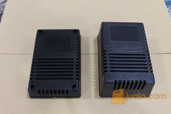 Box plastik / Kotak plastik ukuran 8cm (p) x 12.5cm (l) x 6cm (t)