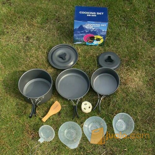 DS 300 PANCI KEMPING / NESTING / COOKING SET