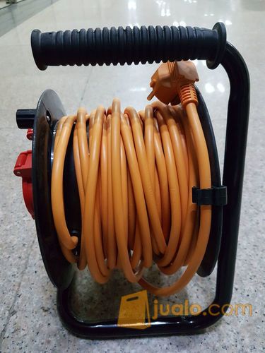 Box kabel Kaiser 15 meter / Gulungan kabel.