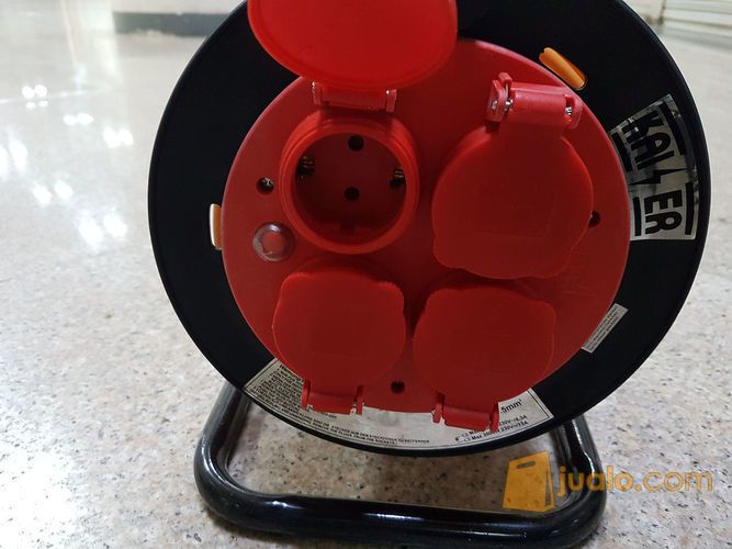 Box kabel Kaiser 15 meter / Gulungan kabel.