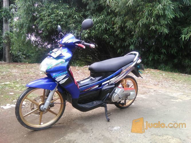 Yamaha Nouvo Sporty 2004