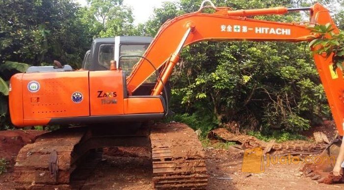 EXCAVATOR HITACHI ZAXIS ZX110M