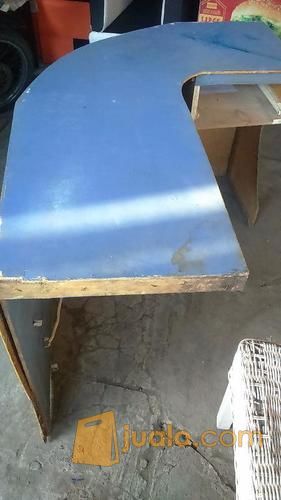 Meja Kasir Bekas Model Sudut
