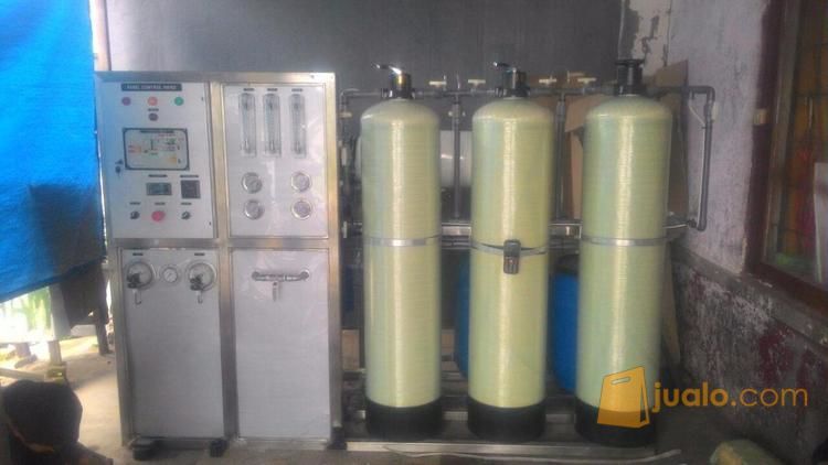 Mesin Filter Air Penyuling Air Laut Menjadi Air Tawar Reverse Osmosis (SWRO)