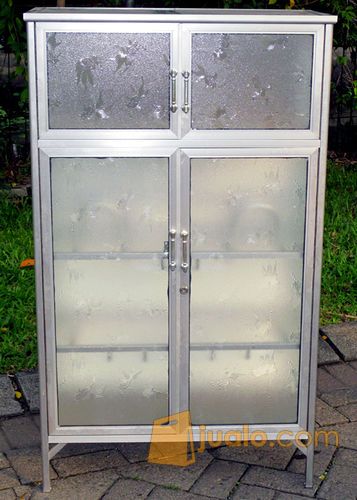 Rak Piring Aluminium 4 Pintu Frame Putih Belakang Triplek Kaca Es 74-127