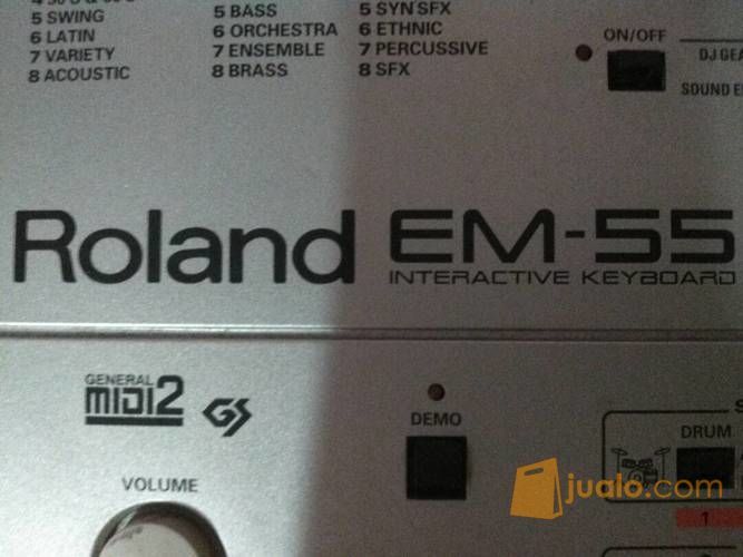Keyboard Roland Em 55