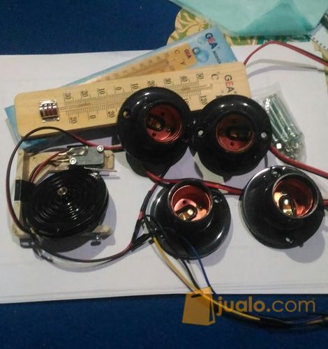 Rangkaian Mesin Penetas Otomatis