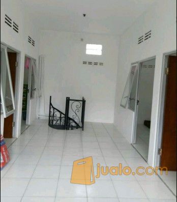 Kos Mojokerto Kamar Mandi Dalam Dekat Alon-Alon Kota.