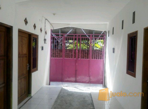 Kos Mojokerto Kamar Mandi Dalam Dekat Alon-Alon Kota.