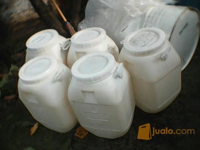 Gentong Plastik 50 Liter Putih