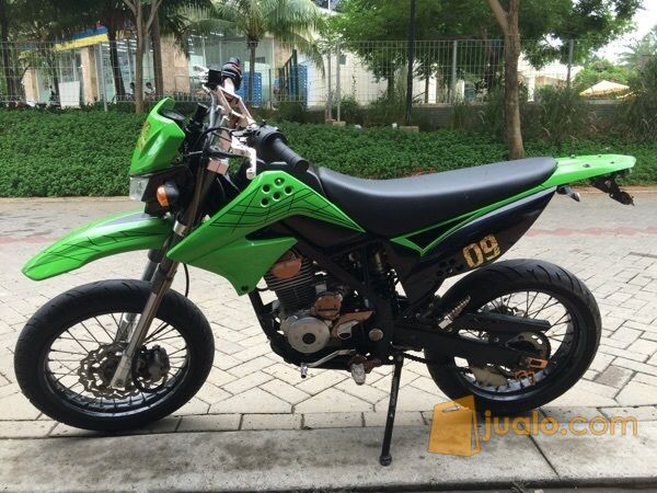 Kawasaki KLX Modif Full Supermoto