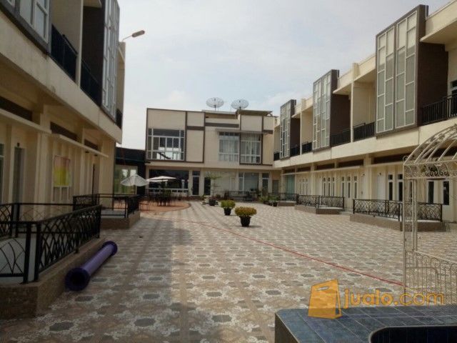 Rumah Komplek Graha Helvetia Medan