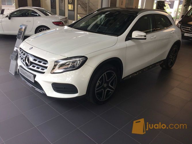 Mercedes Benz GLA 200 AMG Tahun 2017 | Harga Dan Spesifikasi Terbaru