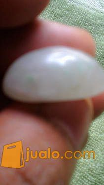 Batu Cincin Giok Putih