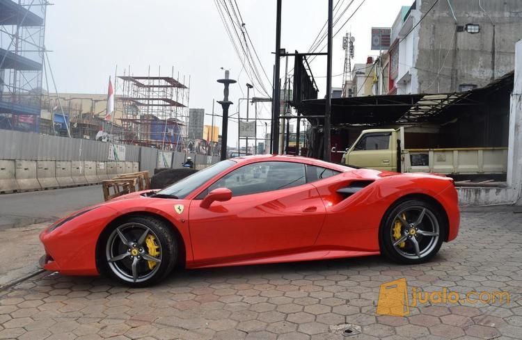 Ferrari F488 GTB ATPM Warna Merah Tahun 2016