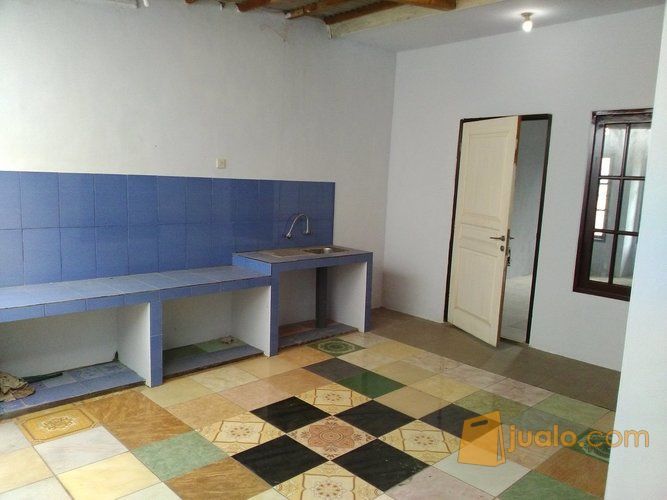 Rumah Di Belakang Roxxy Mall Jember