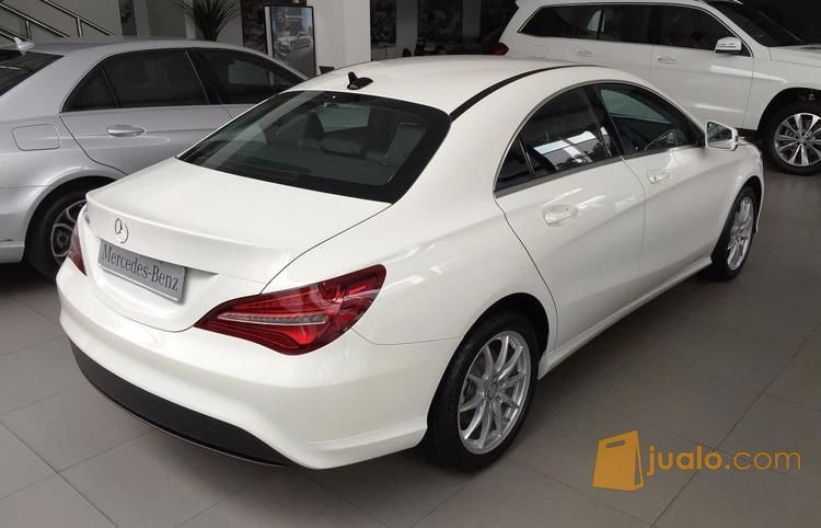 Mercedes Benz CLA 200 PUTIH 2017 Indonesia