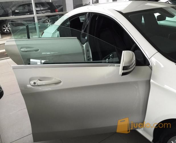 Mercedes Benz CLA 200 PUTIH 2017 Indonesia