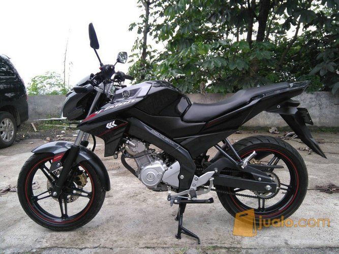Yamaha Vixion Tahun 2014 Warna Hitam