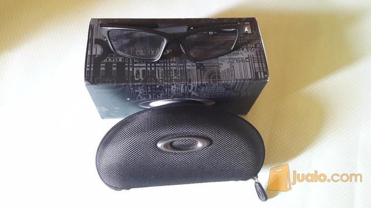Kacamata Oakley Sporty Original