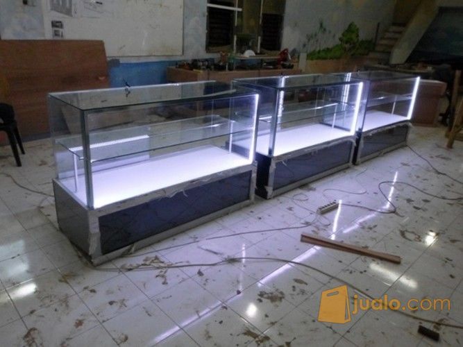 Etalase Display Stainless Steel