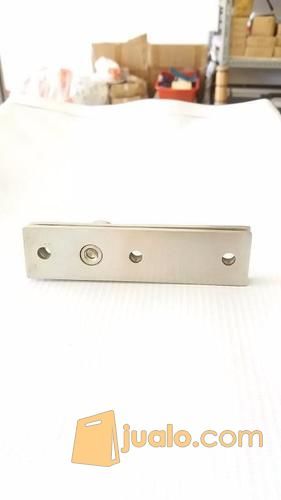 Engsel Pivot Besar HPB100