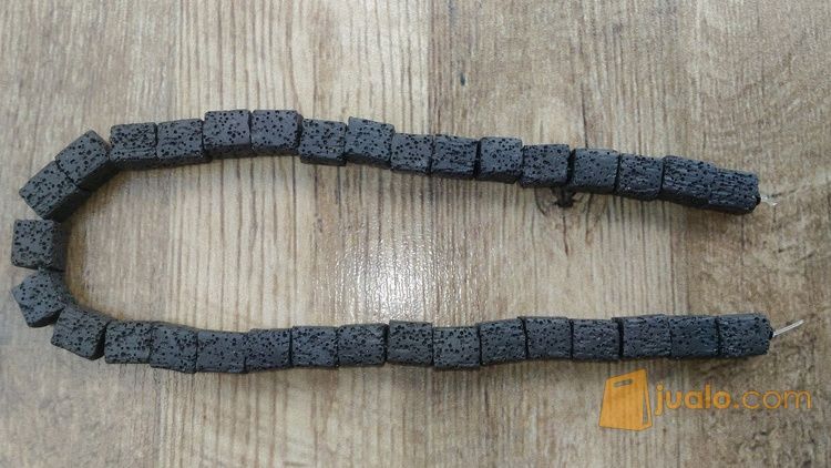 Batu Satam Batu Motif Kotak Batu Dayak