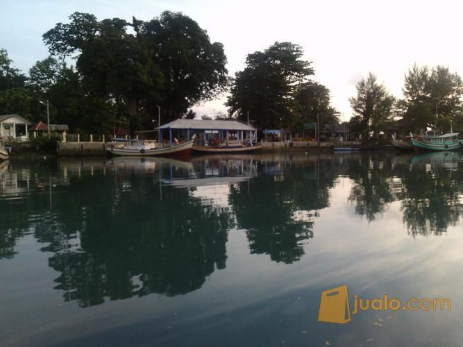 Perahu Kayu Buatan Pulau Sabira