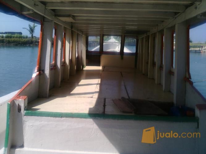 Perahu Kayu Buatan Pulau Sabira