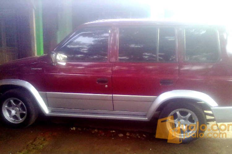 Isuzu Panther Miyabi 1994