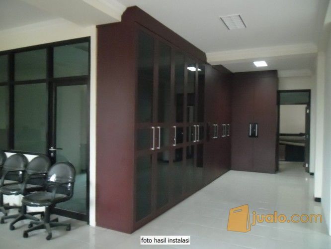 Produksi Rak Arsip Dokumen Kantor Pintu Kaca