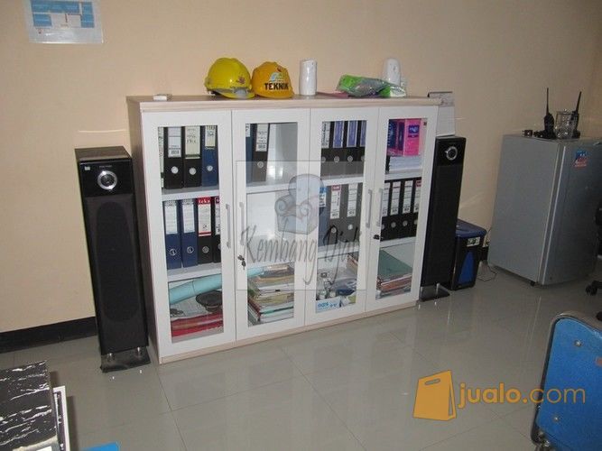 Produksi Rak Arsip Dokumen Kantor Pintu Kaca