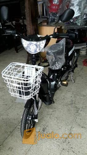 Sepeda Listrik Merek Vita -T Warna Hitam