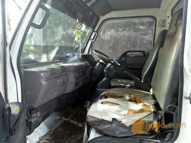 Truck Isuzu Elf 77 Engkel...