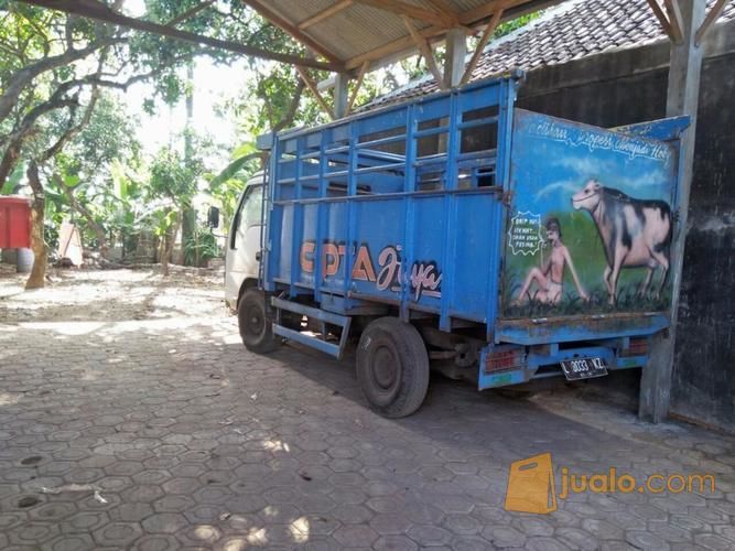 Truck Isuzu Elf 77 Engkel...