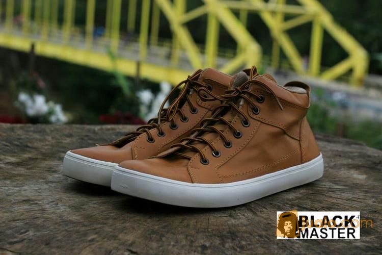 Sepatu Casual Pria Sneakers Sepatu Santai Kuliah Kerja Kantor Original Handmade Bandung
