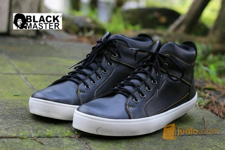 Sepatu Casual Pria Sneakers Sepatu Santai Kuliah Kerja Kantor Original Handmade Bandung