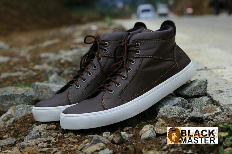 Sepatu Casual Pria Sneakers Sepatu Santai Kuliah Kerja Kantor Original Handmade Bandung