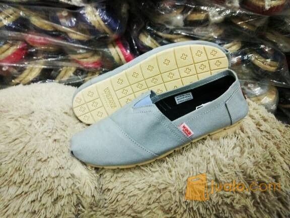 Promo Obral Sepatu Wanita Casual Santai Simpel Wakai Japan JLO:001148
