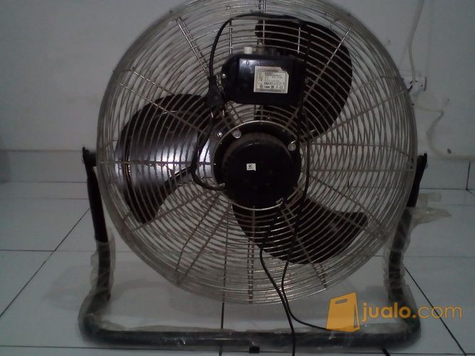 Kipas Angin Regency Tornado Fan Deluxe 20" Mulus