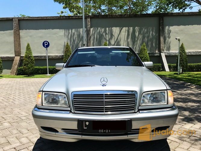 Merc.Benz C240 W202 Silver On Black 2000 Low KM Perfect Condition
