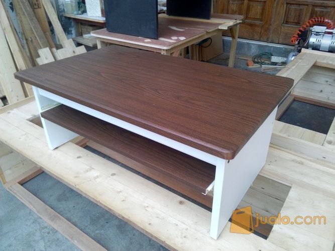 Meja Komputer Lesehan