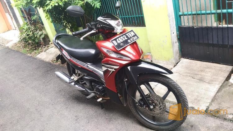 Motor Honda Revo CW Injeksi 2015