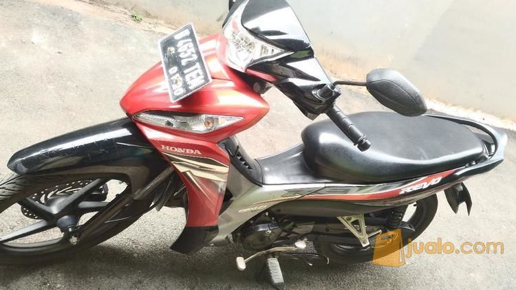 Motor Honda Revo CW Injeksi 2015