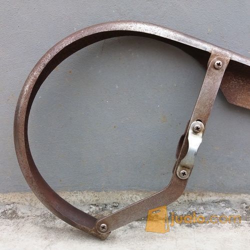 Katengkas Plengker Tutup Rantai Model Arit Pistol Sepeda Onthel 28