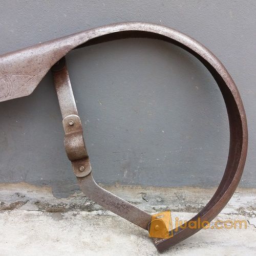 Katengkas Plengker Tutup Rantai Model Arit Pistol Sepeda Onthel 28