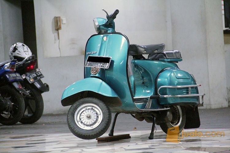 Vespa Super Tahun 1975